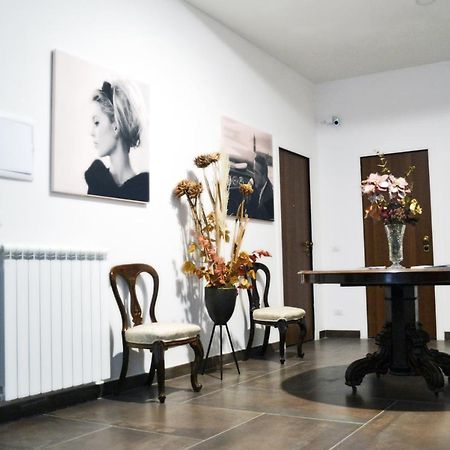 Questo Rinascimento Casa Audrey نابولي المظهر الخارجي الصورة